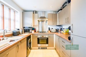 Photo 19- click for photo gallery